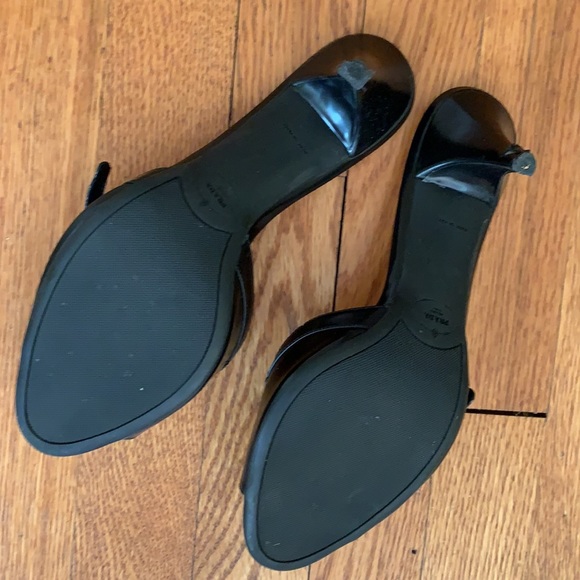 Prada black leather with gold ring elegant slides - Picture 5 of 5